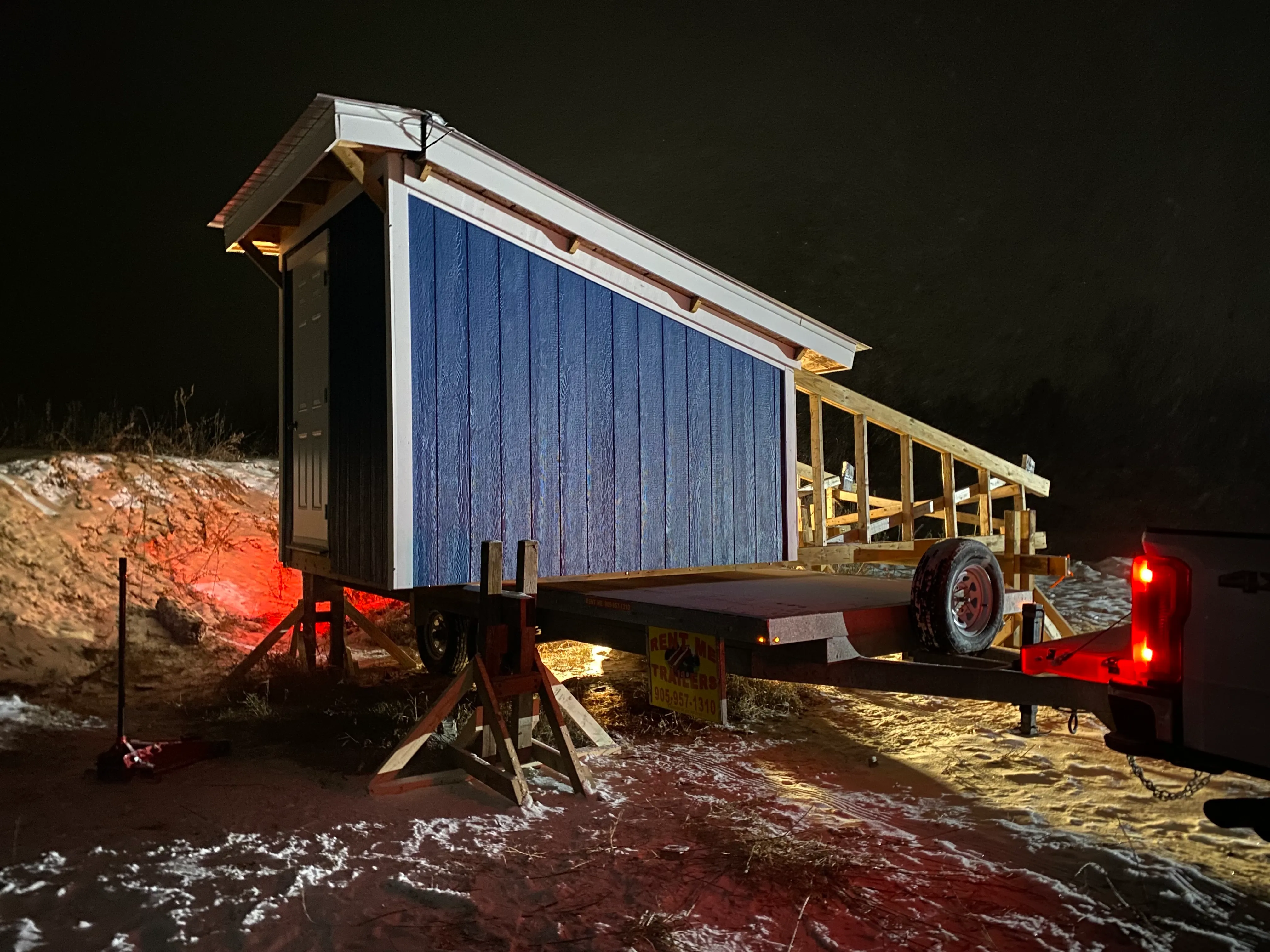 2:00am: After some dangerous driving through the snow, we got back to my apartment and slept for the night.