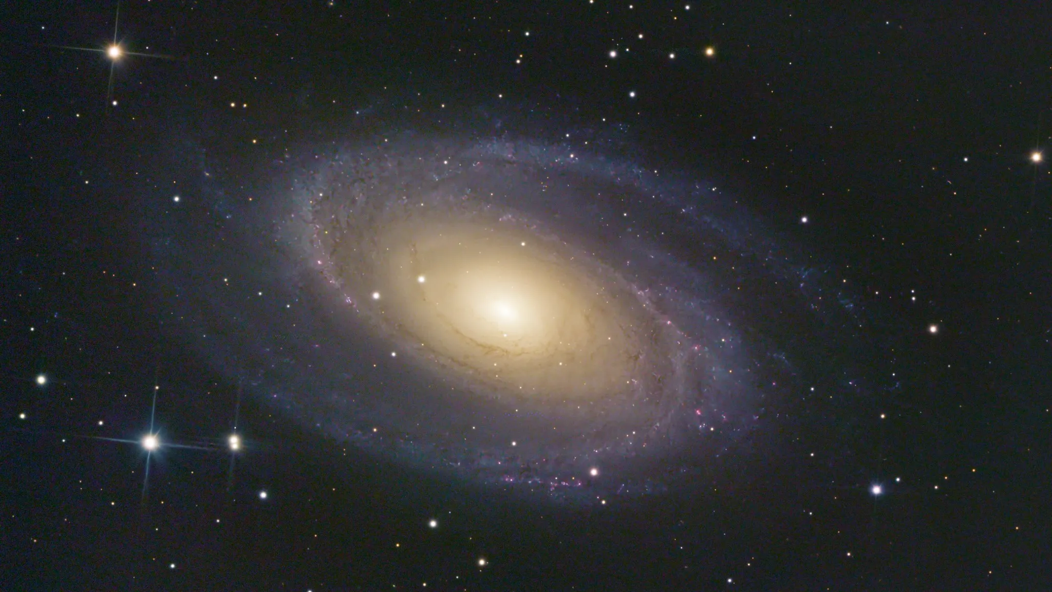 M81 — Bode&#x27;s Galaxy